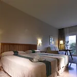 De Ξενοδοχείο 4*