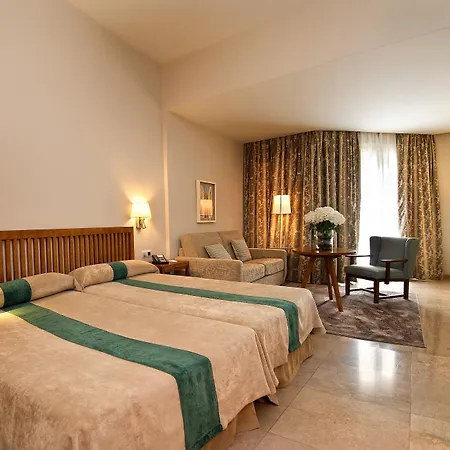 بارادور دي توريسمو دي كوردوبا فندق 4*