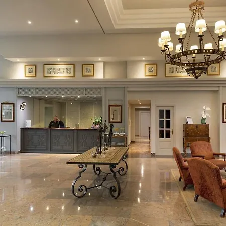 بارادور دي توريسمو دي كوردوبا 4* قرطبة