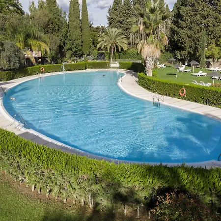 Hotel De 4*