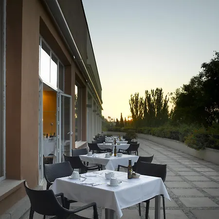 帕拉多科尔多瓦酒店