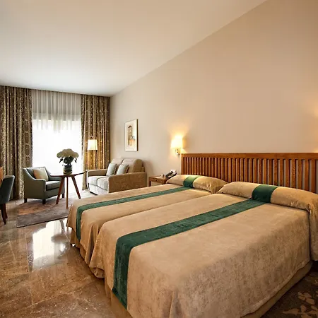 De Ξενοδοχείο 4*