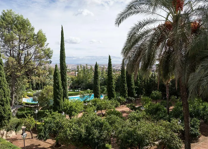 De Ξενοδοχείο 4*